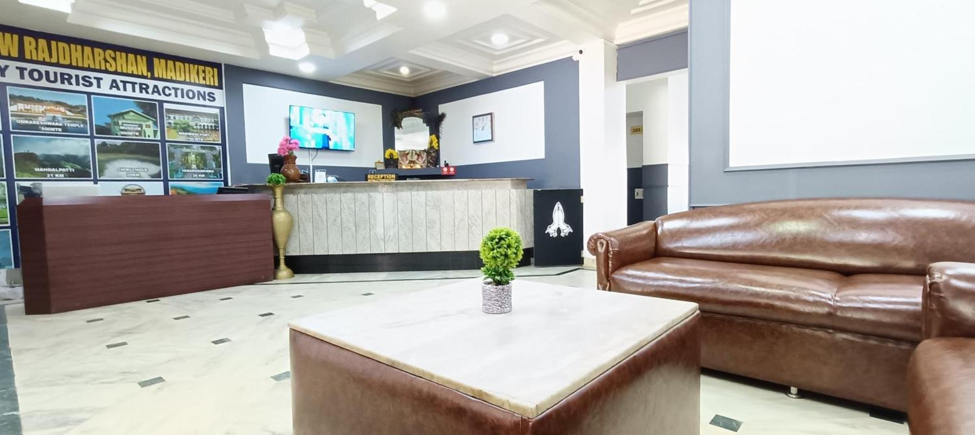 Hotel New Rajdarshan Madikeri Exterior photo