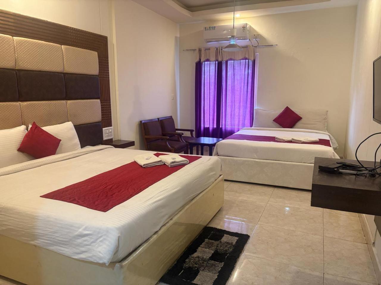 Hotel New Rajdarshan Madikeri Exterior photo